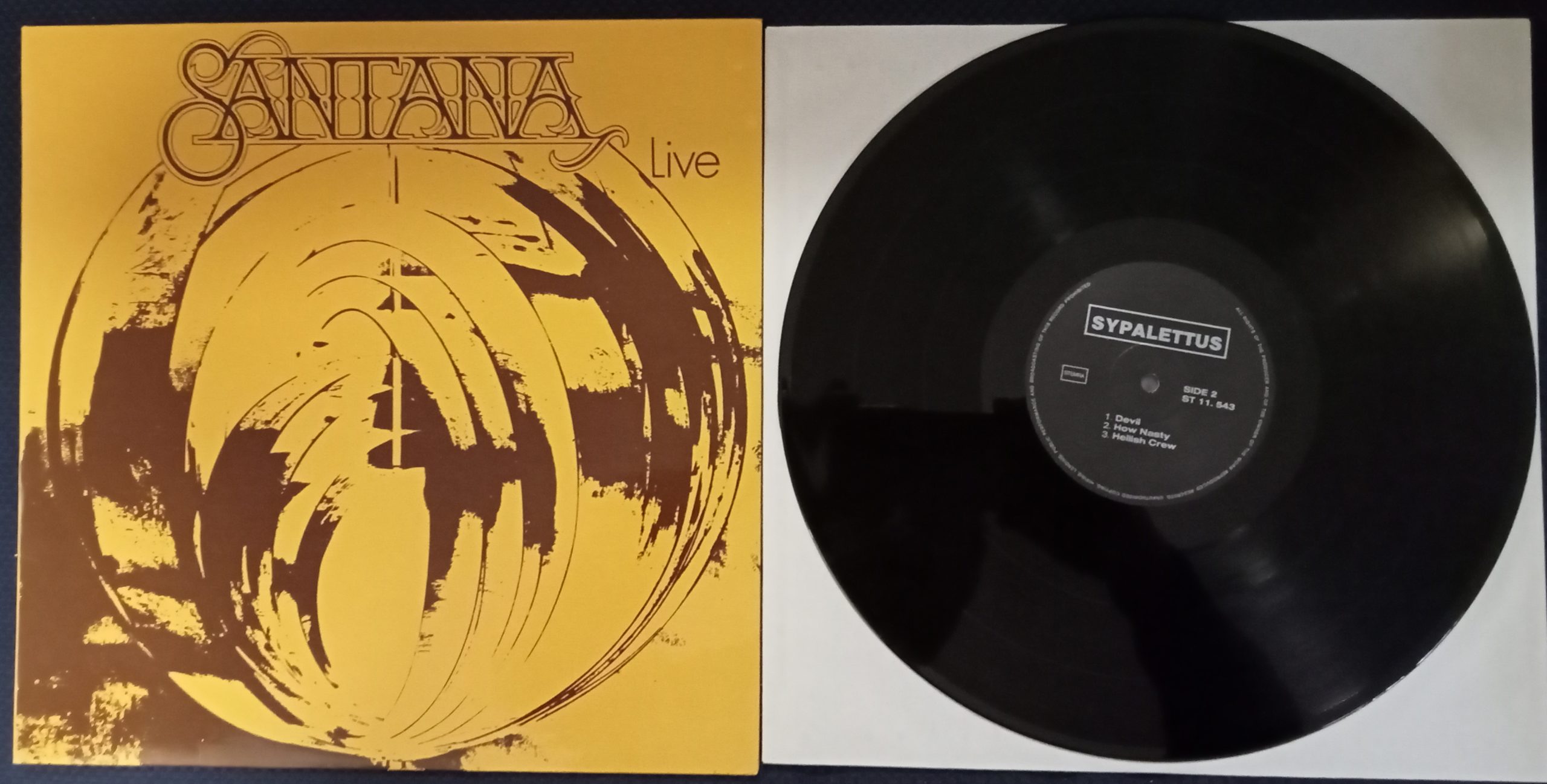 CARLOS SANTANA // LIVE