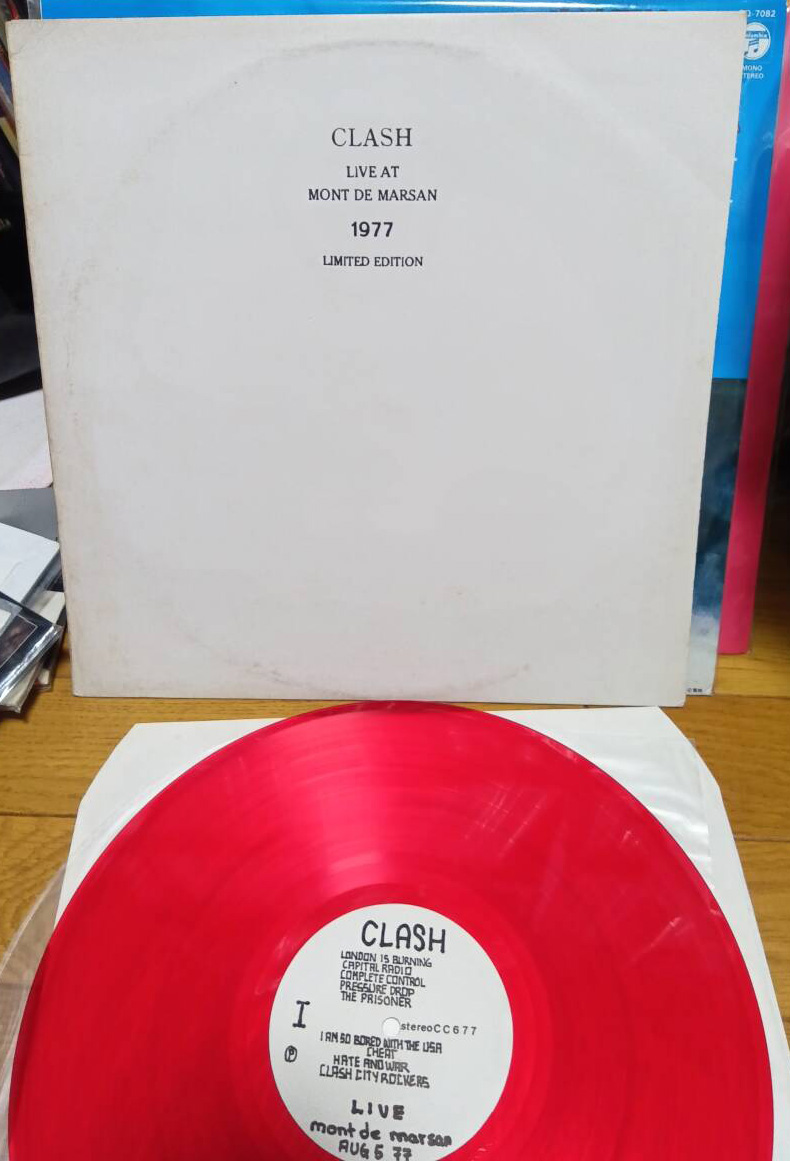 CLASH // LIVE AT MONT DE MARSAN 1977